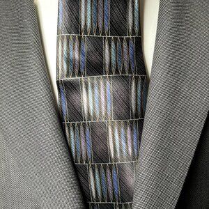 Martin Wong silk tie.